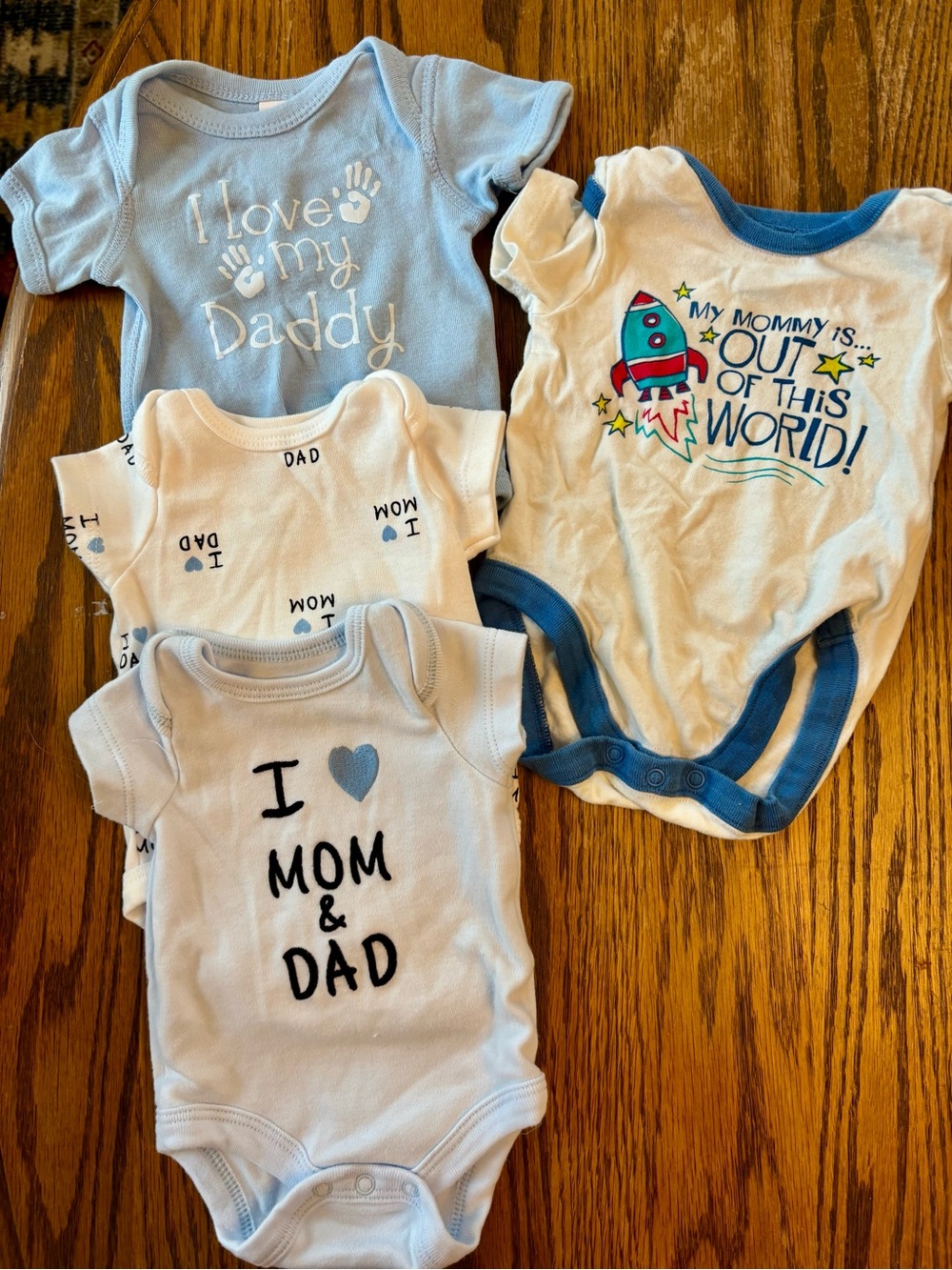 Baby One-Piece Bodysuit Set Love Mom & Dad